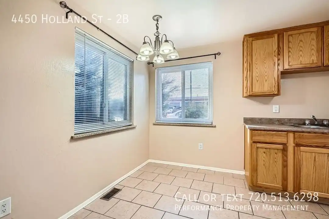 4450 Holland St - View 6
