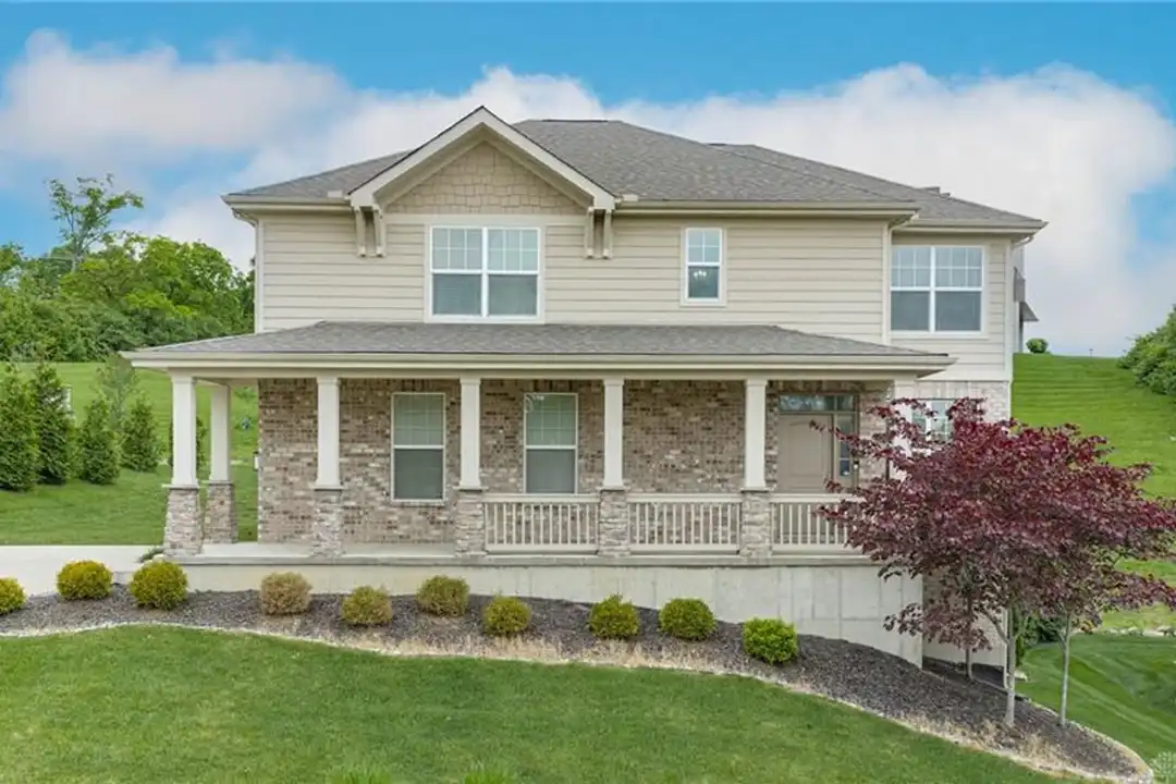 225 Pointe Oakwood Way – photo 1