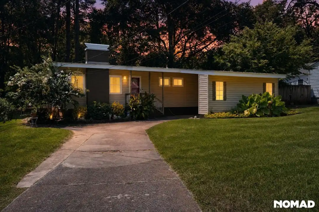 212 Stacy St – photo 1