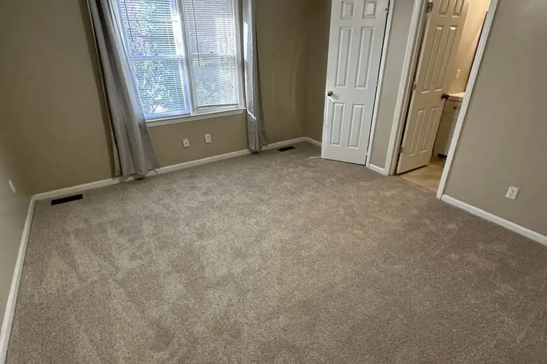 925 Hearthridge Ct unit B – pohled 5