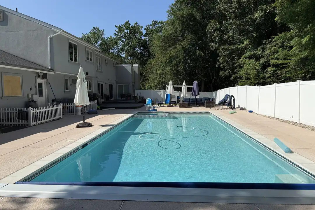7 Harvard Ct - View 2