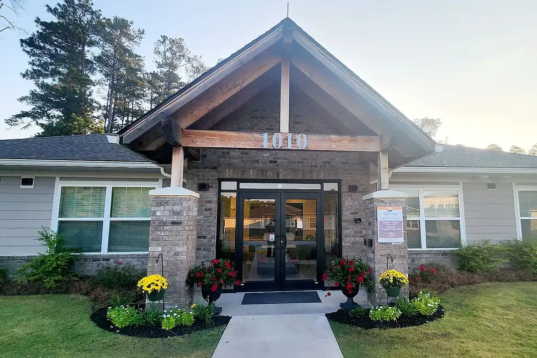 Horizon Ridge Apartments – photo 1 of 5