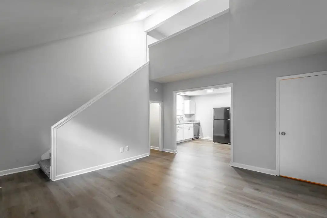 4499 Delashmitt Rd unit 4499-B – photo 1