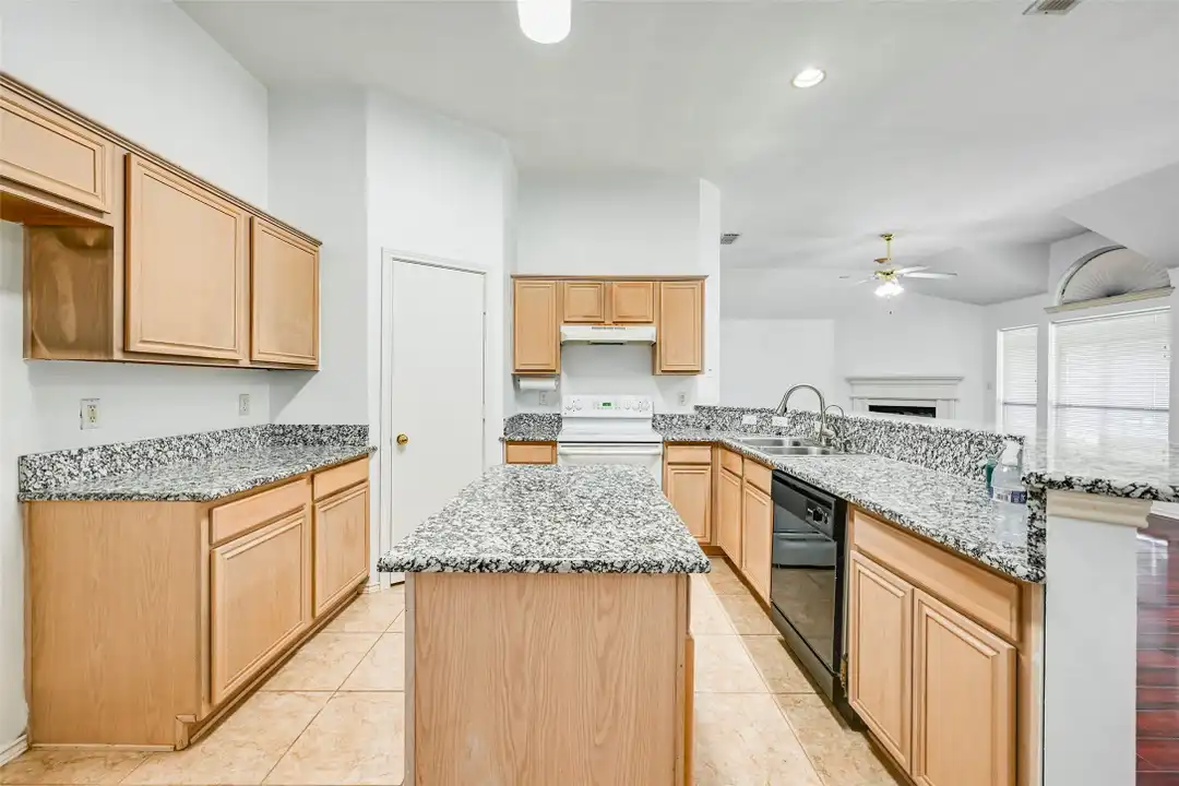 700 N Emma Dr - View 3