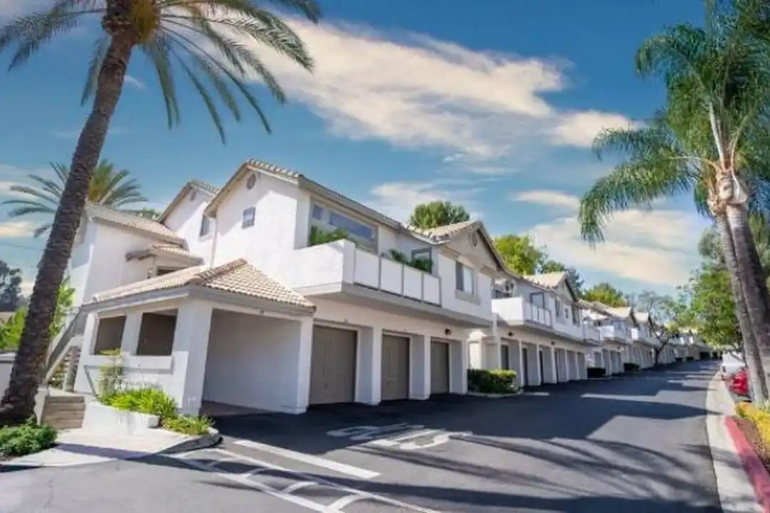2598 Associated Rd - View 3