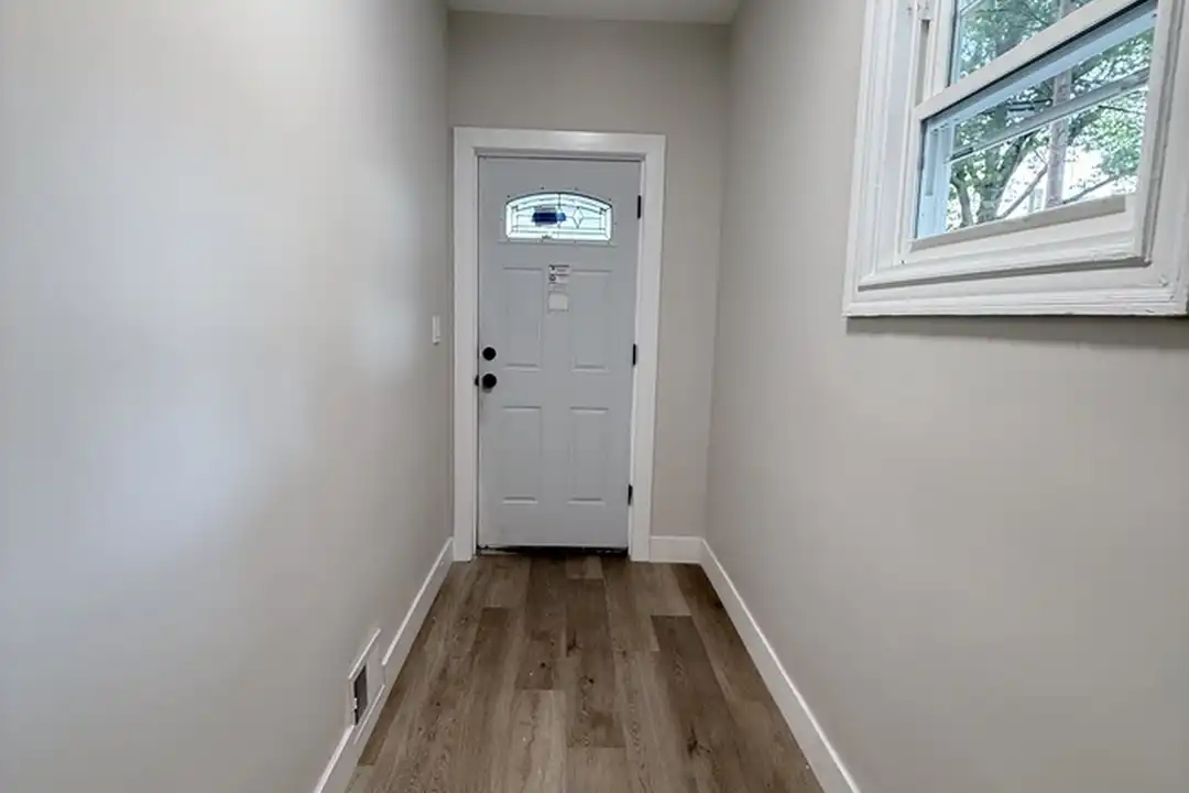 612 Spruce St - View 4