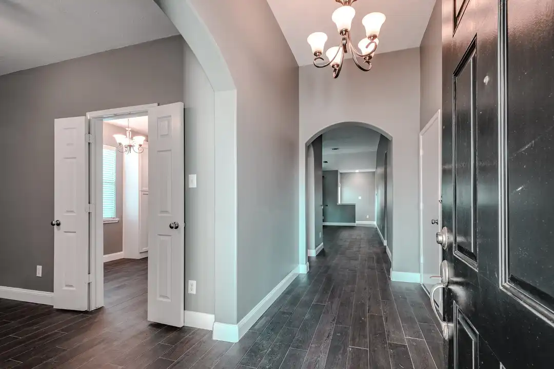 8515 Holly Spring Ln - View 6