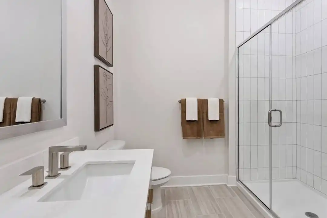 5251 W Tyson Ave - View 6