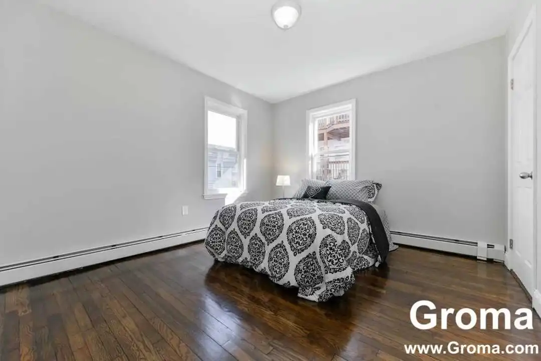 31 Rowell St - View 5