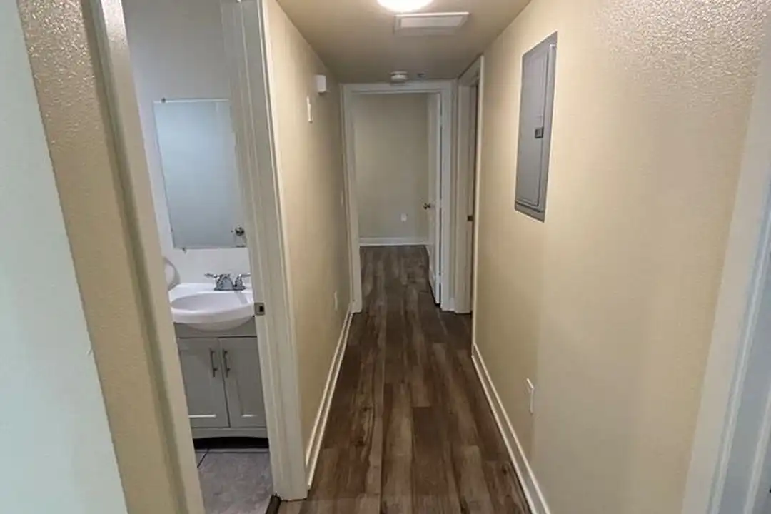 123 E 88th St unit 1/2 - View 5