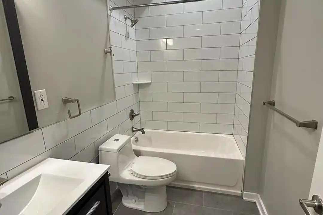 1636-54 W Flora St unit 1D – pohled 6