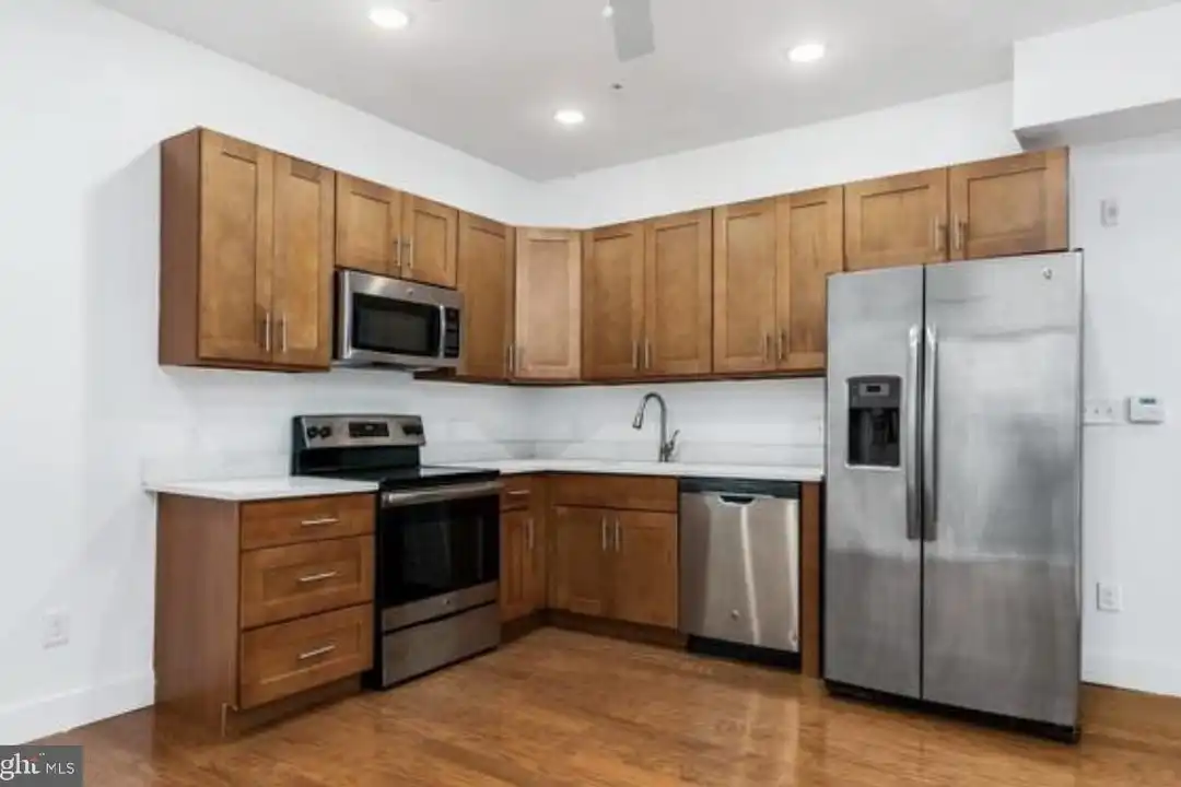 1637 Poplar St #LL1 – pohled 3