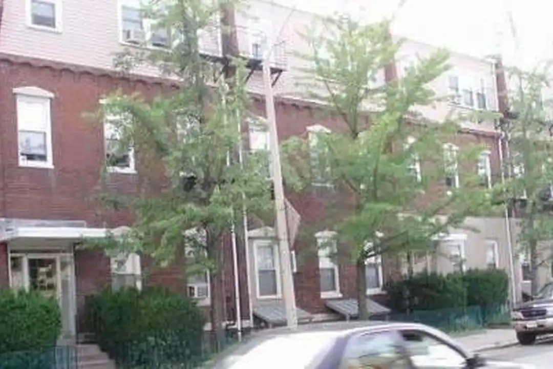 180 N Beacon St - View 5