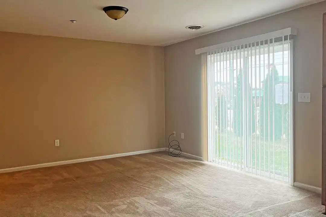 Strouse/Weaver Townhomes – photo 1