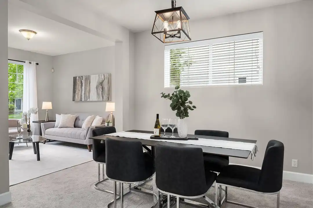 7306 Douglas Ave SE - View 5