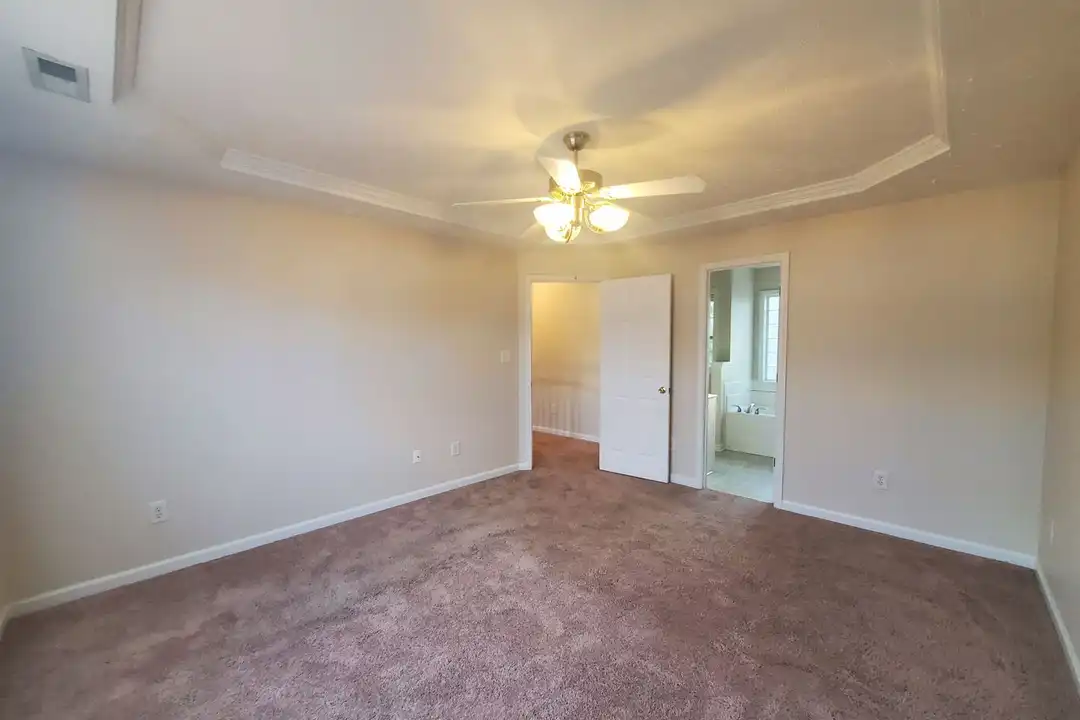 213 Kristin Ave - View 5