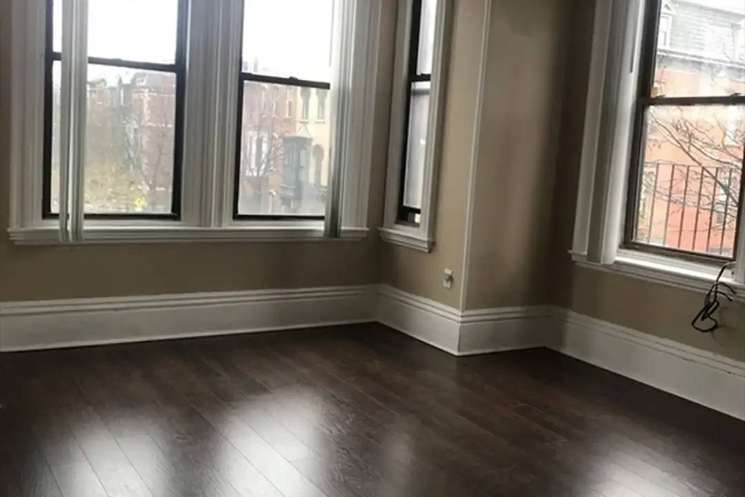14 Monument Sq unit 2-6 - View 4