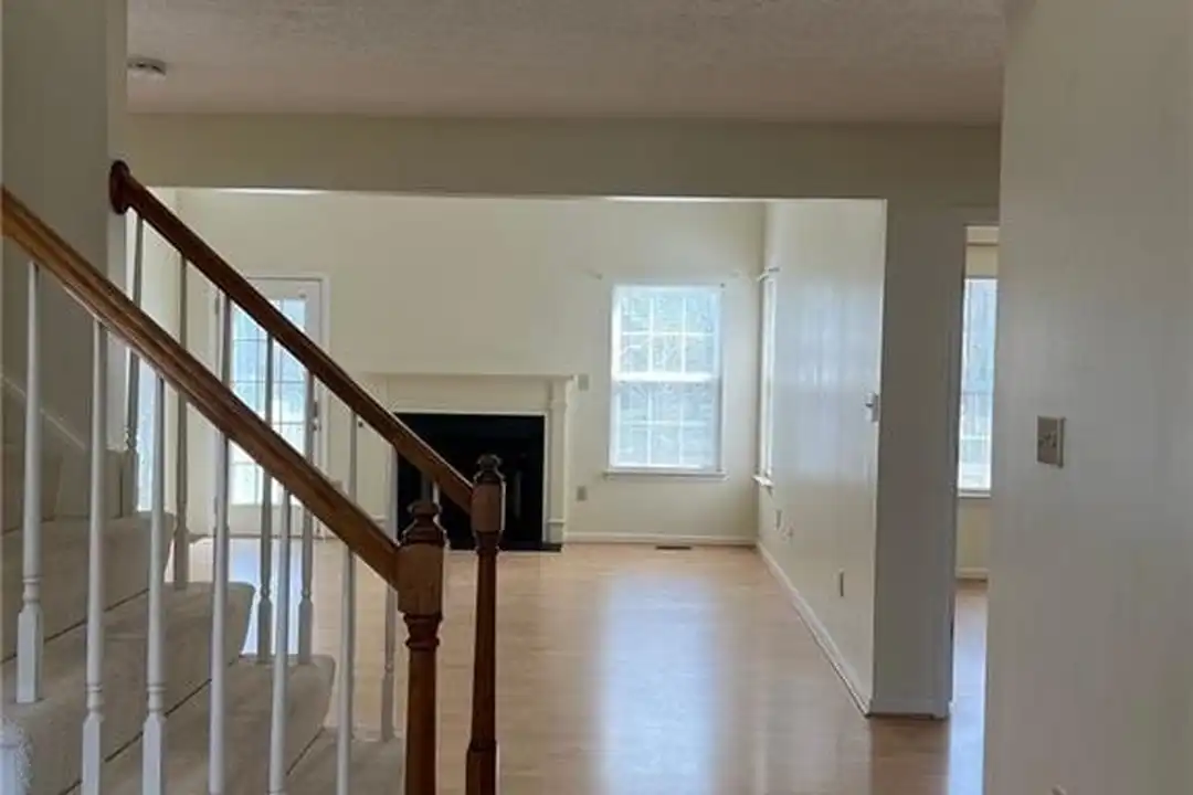 110 Bugle Ct - View 4