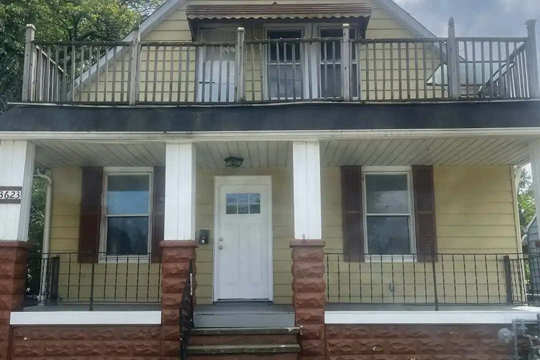 13623 Bennington Ave unit Unit #1 – photo 1