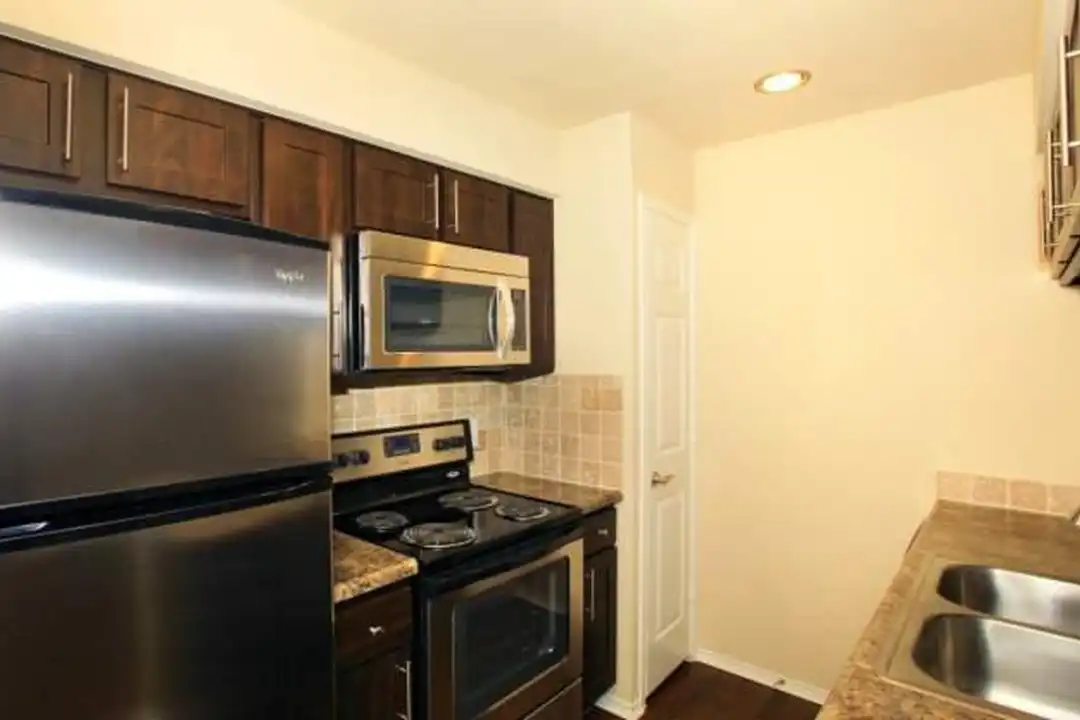 6201 Windhaven Pkwy unit # 6275 - View 3