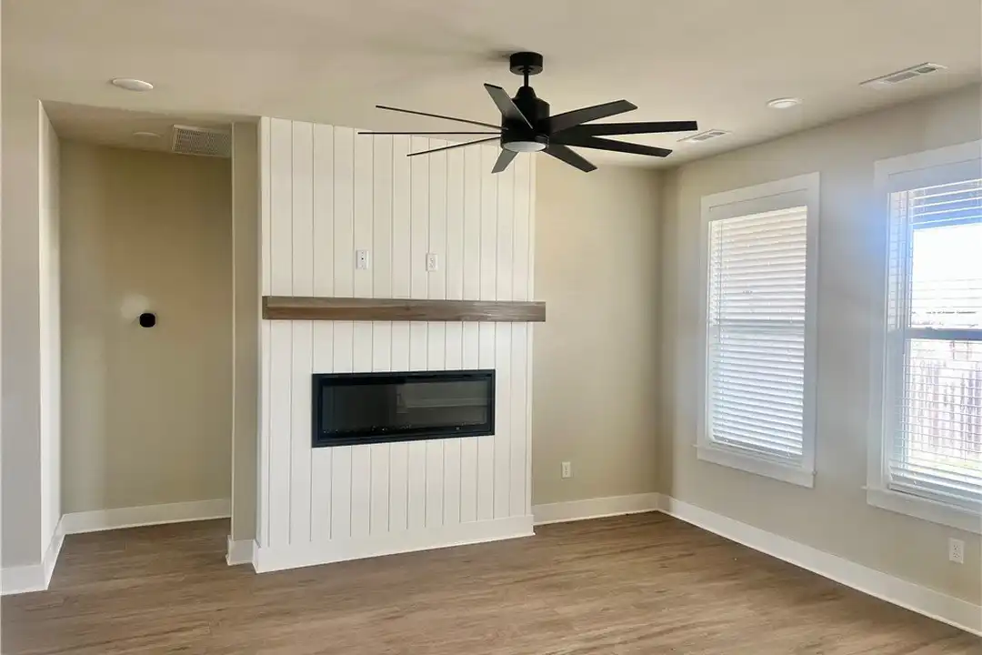 970 Moksha St - View 5