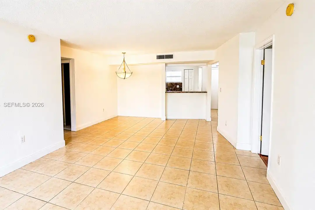 4255 N University Dr unit 308 - More