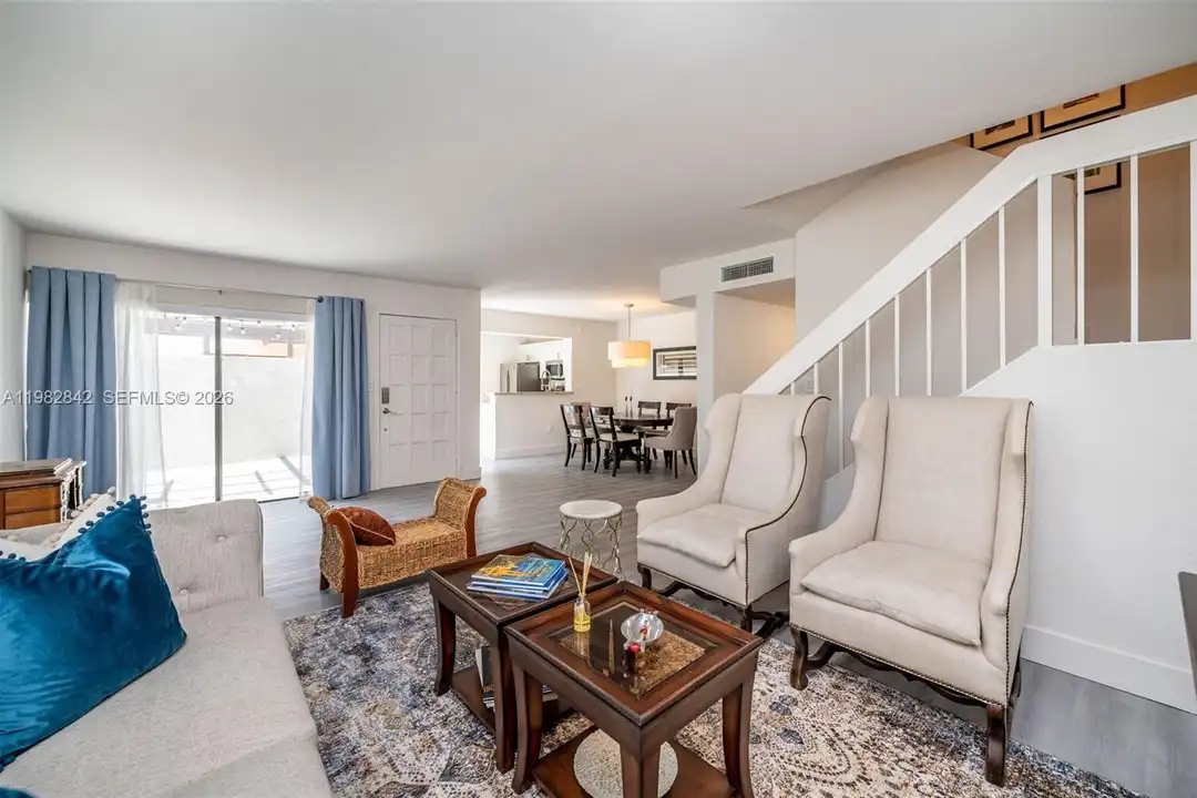 4702 SW 67th Ave unit O7 - View 2