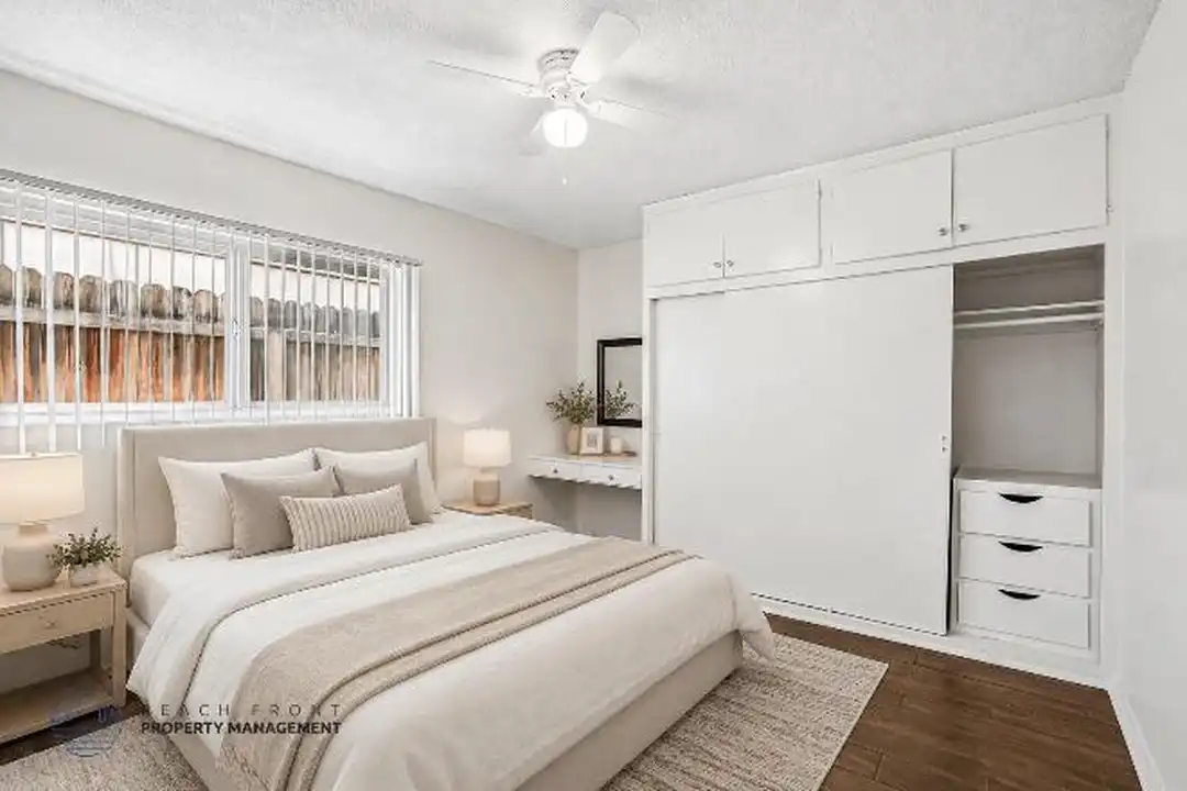 11100 Pangborn Ave - View 2