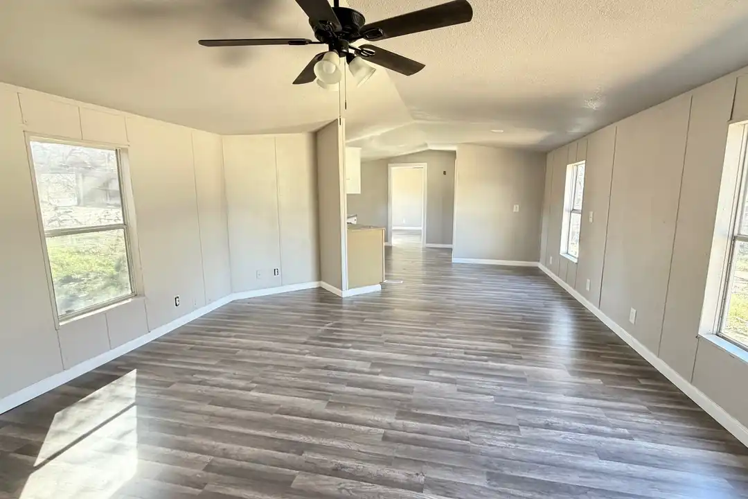 23035 Opportunity Dr - View 4