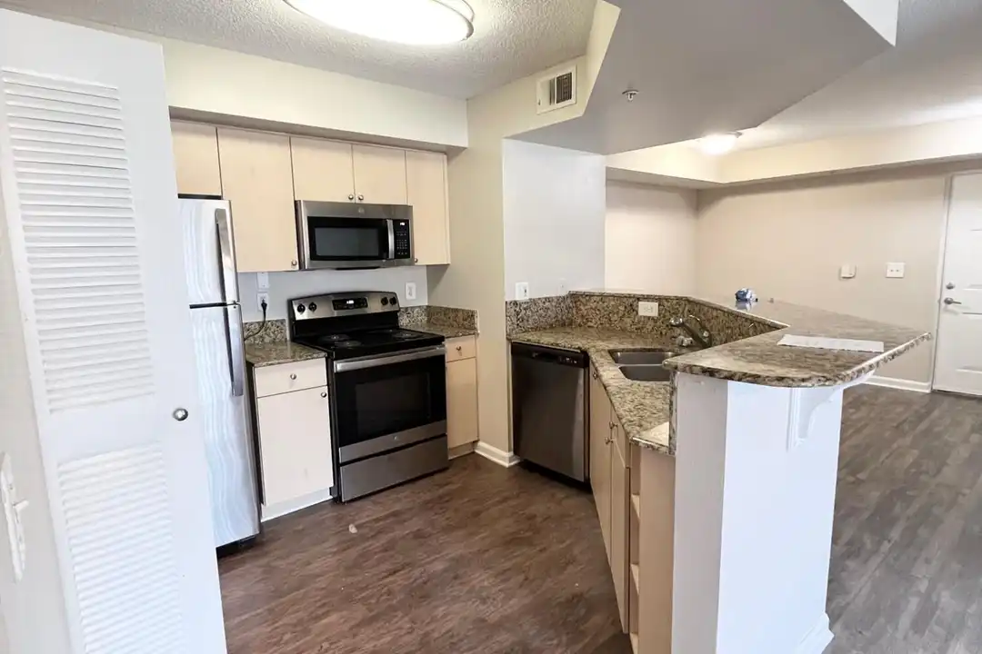 Apartment in Jensen Beach - View 5