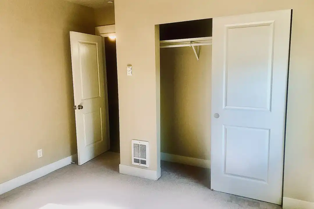 1617 Southlane Apartments – pohled 6