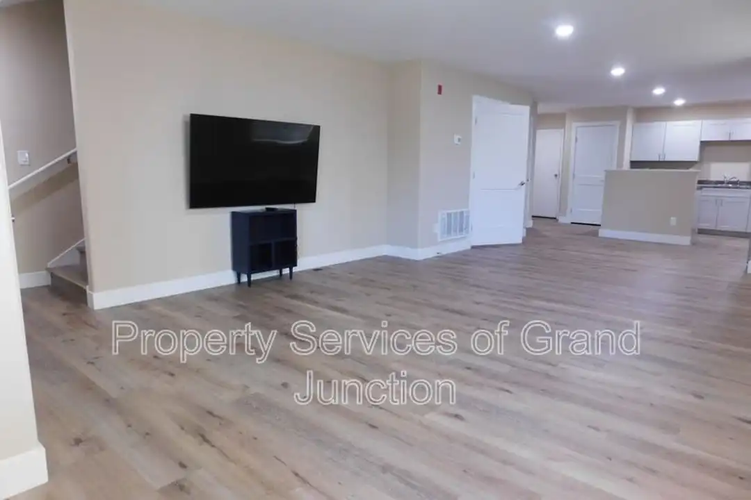 1715 N 7th St unit A - View 4