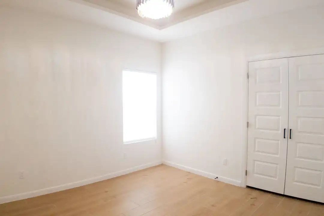 612 Moar Dr unit 1 - More