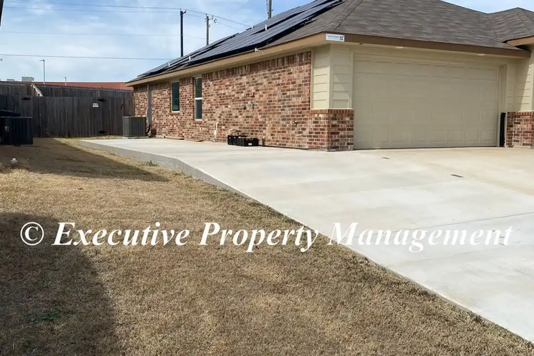 1781 Dryden Ave - View 5