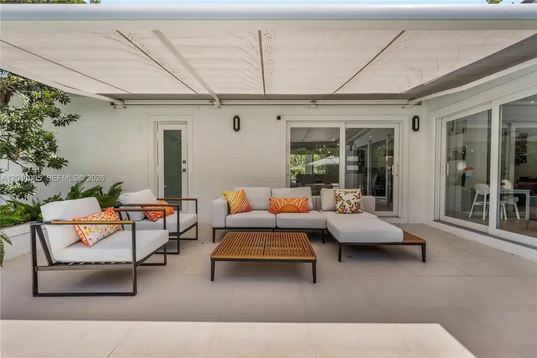 1531 Consolata Ave - View 6