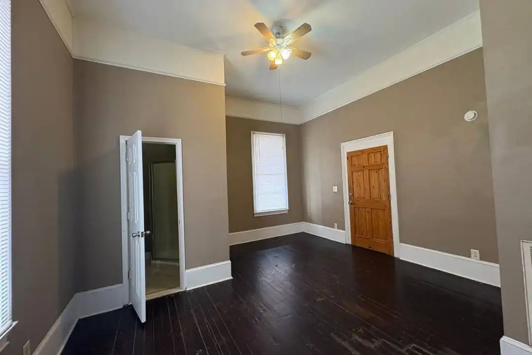 171 Orange St unit 1 – photo 1 of 10