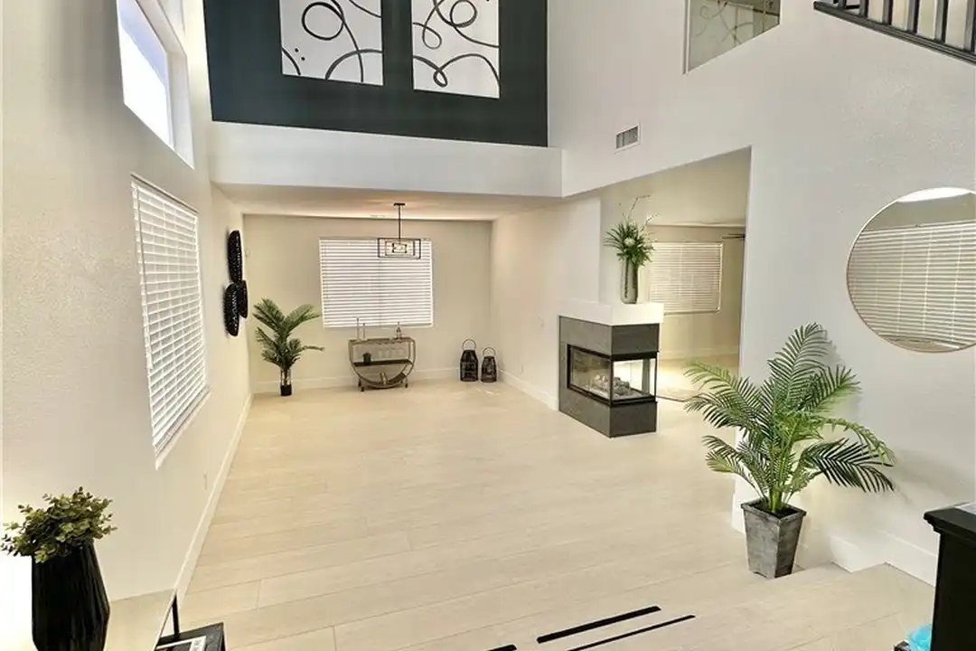 10637 Turquoise Valley Dr - More