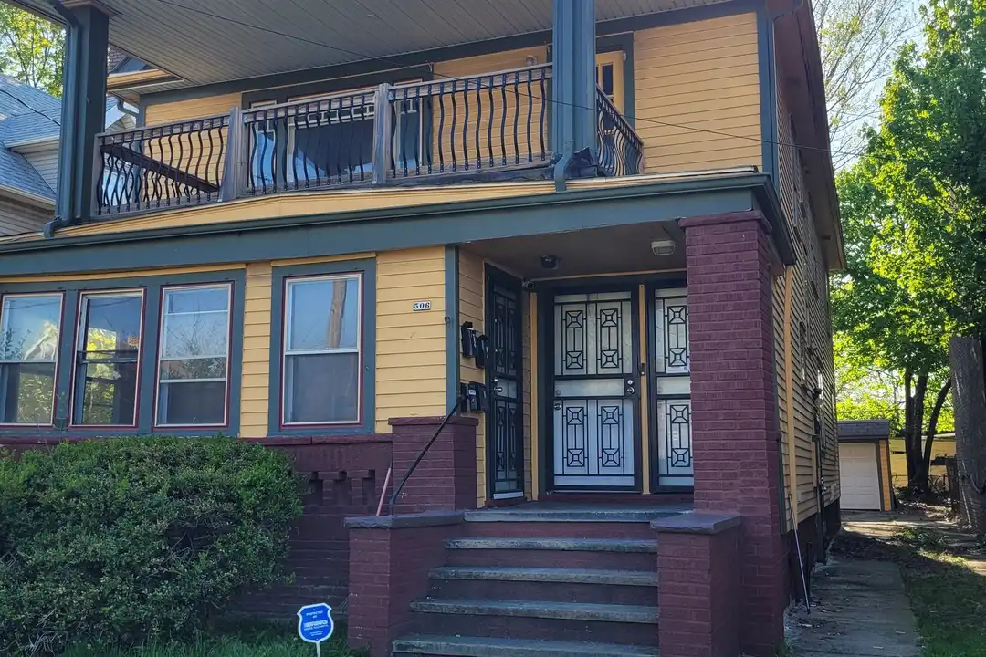 506 E 140th St unit 3rd Floor – photo 1