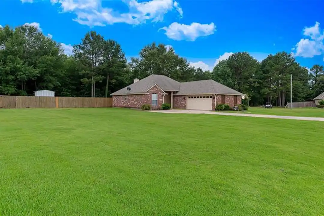 133 Lone Oak Dr - View 2
