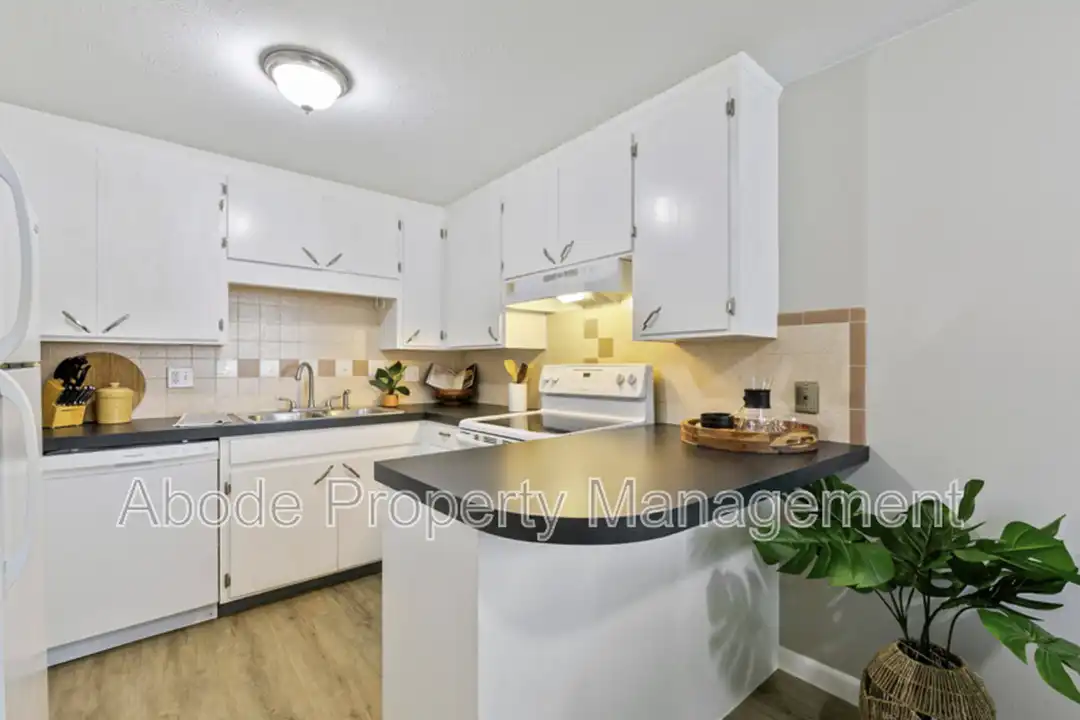 Apartment in Loveland - More