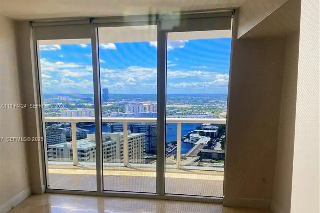 1800 S Ocean Dr #2909 - View 4