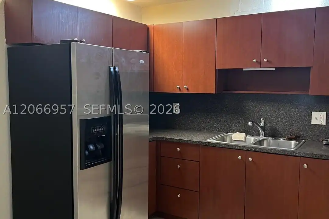 7721 SW 10th Ct #D – photo 1
