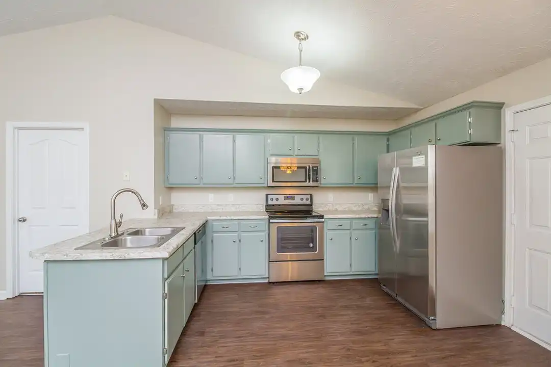 1147 Melvin Dr - View 5