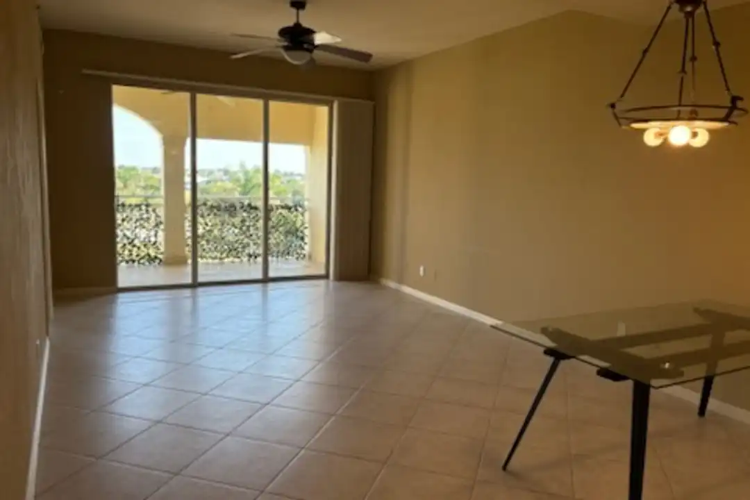 886 Park Ave unit # 402 - View 4
