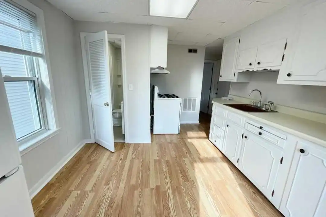 106 Buttonwood St - View 5