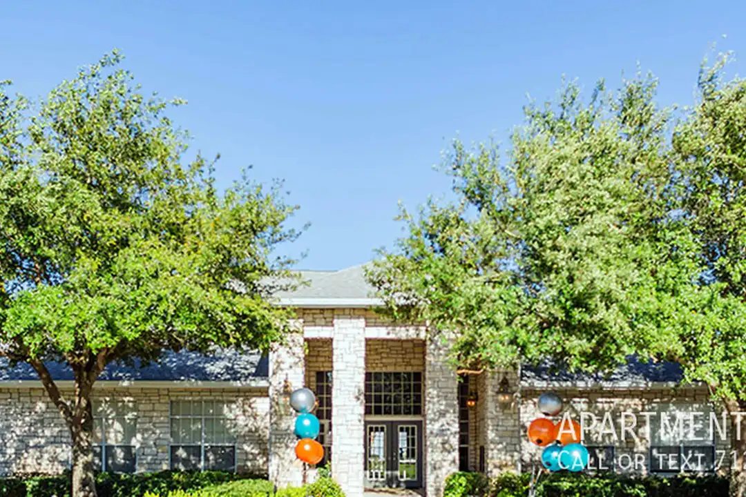 1506 Gaston Rd - View 2