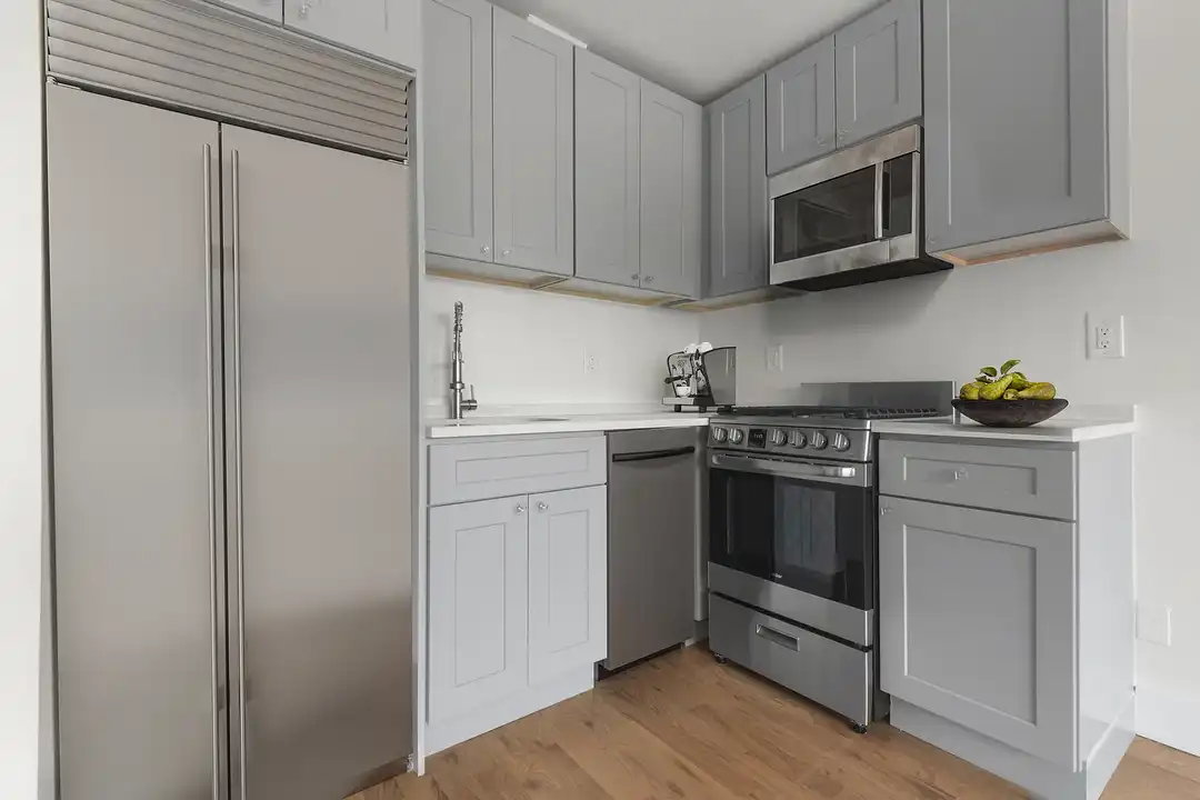 850 W Side Avenue – photo 1