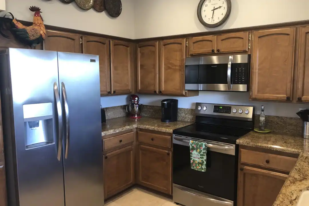 9707 E Mountain View Rd #1414 - More