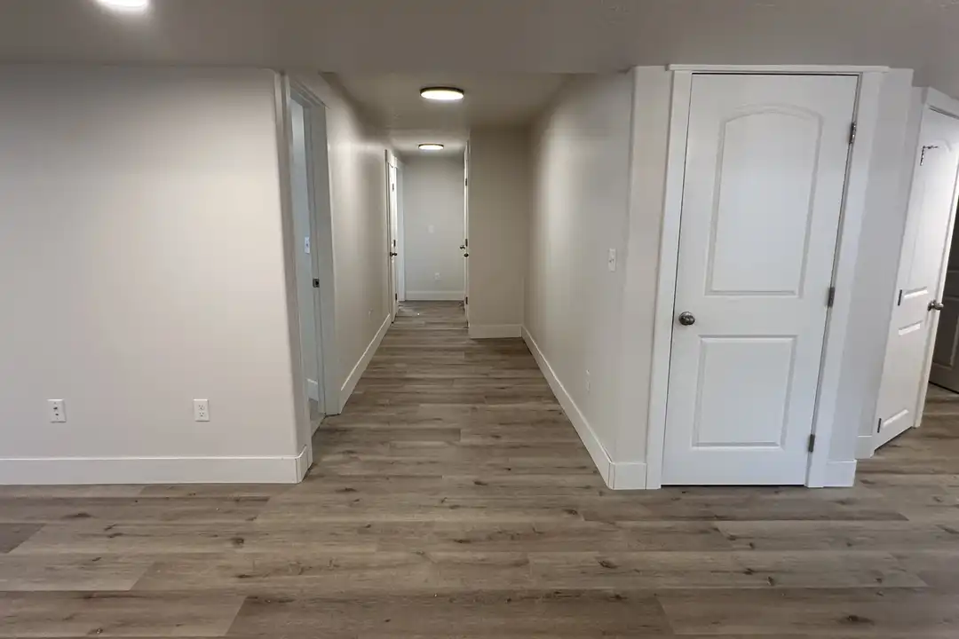 13586 S Watts Ln unit BASEMENT - View 4