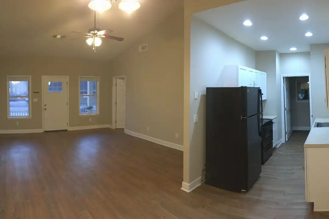 2251 5th E Ave - View 3